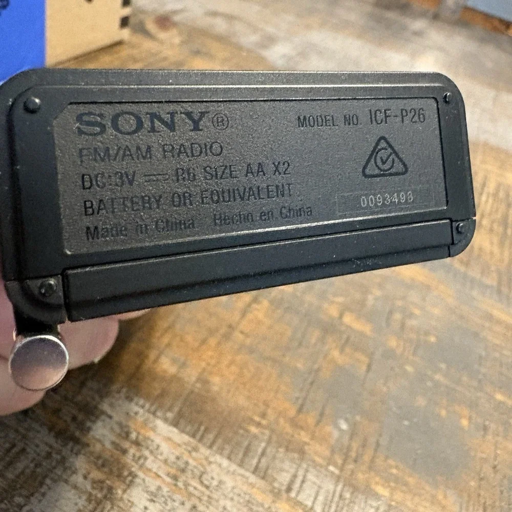 Sony Handheld Portable FM/AM Radio ICF-P26 Tested Working